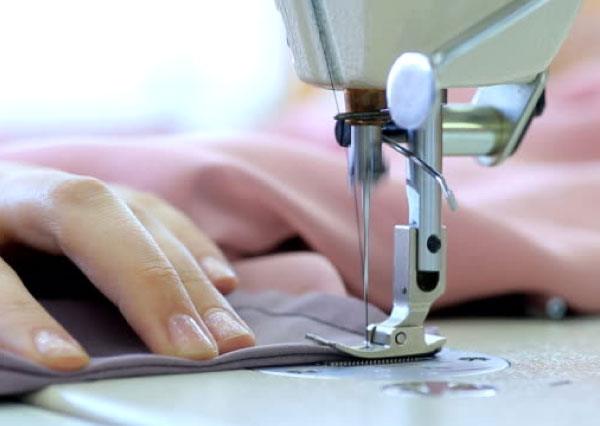 Custom Fitting - Studio Bagechaa