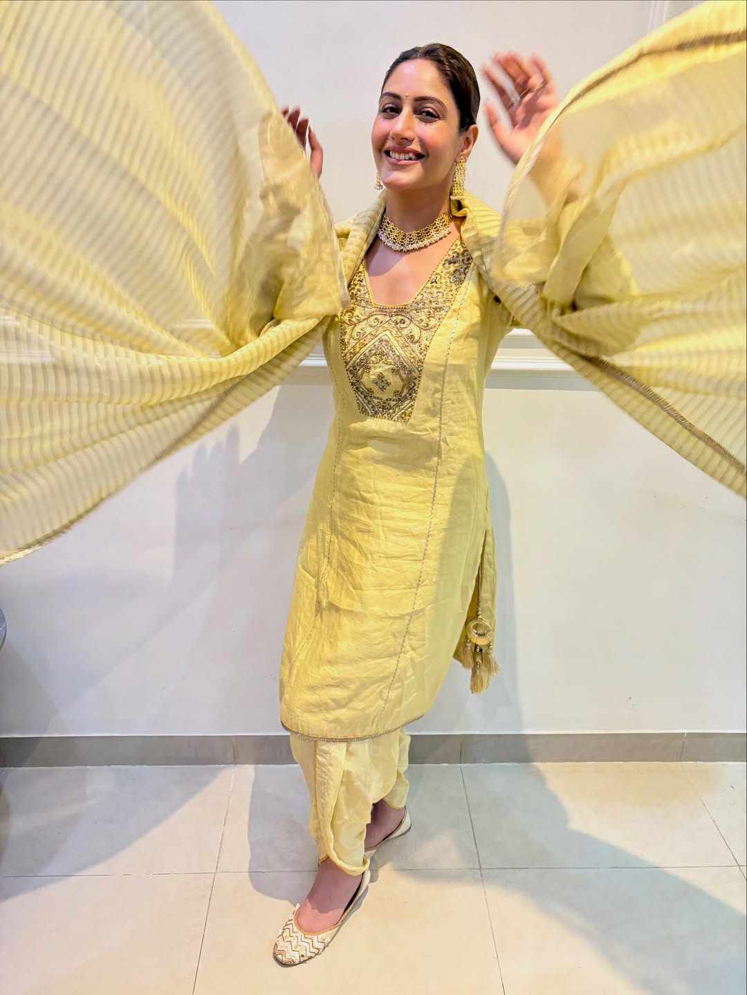 SURBHI CHANDNA IN GULNAR YELLOW KURTA SET