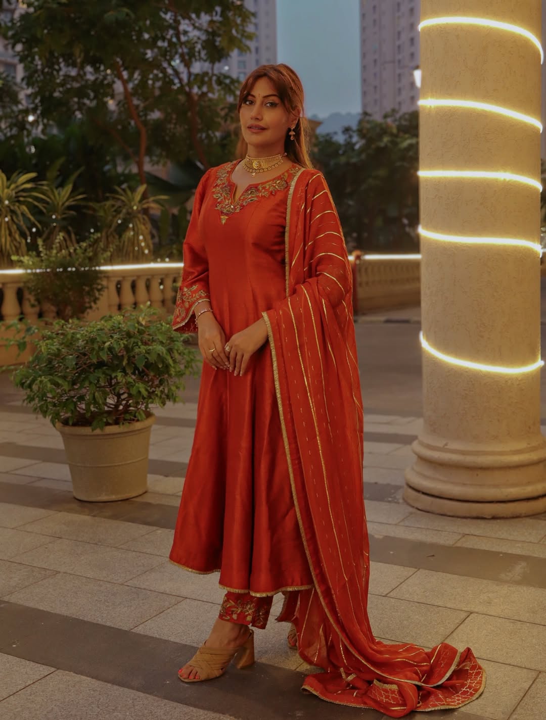 SURBHI CHANDNA IN KAAVYA RUST ANARKALI SET