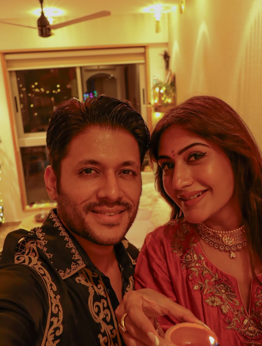 Karan Sharma In Wajad Black Pathani Kurta Set