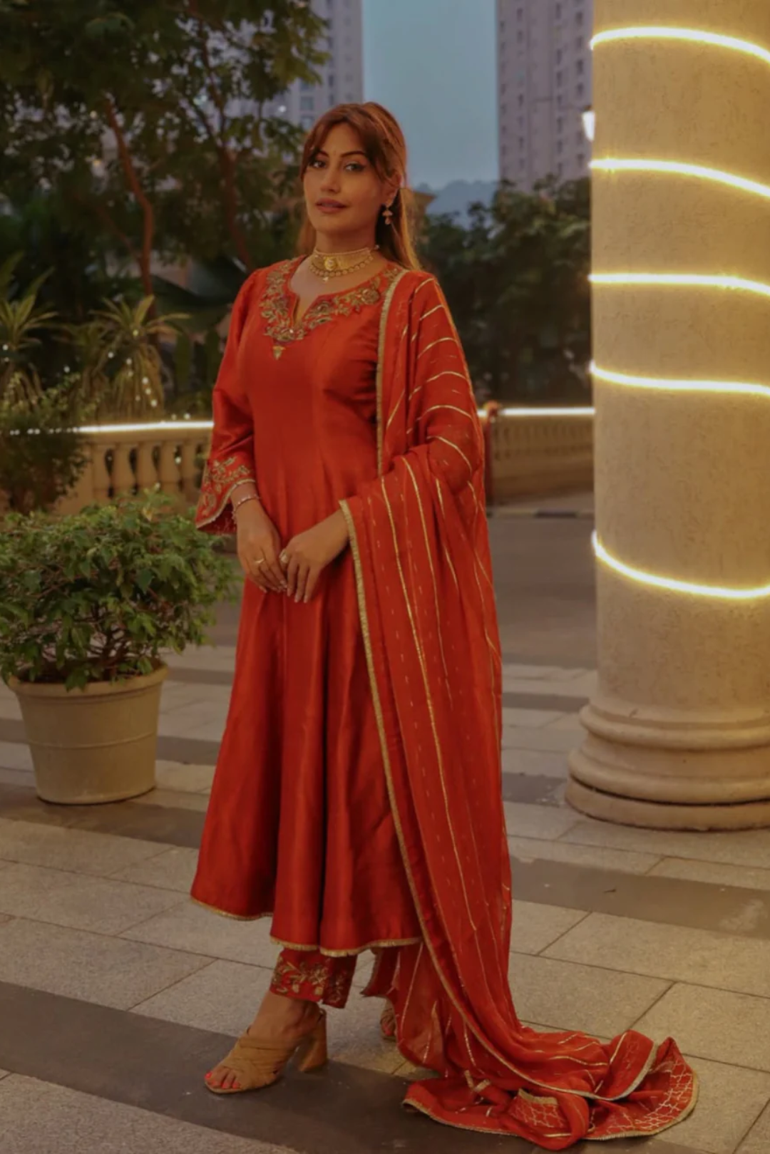 SURBHI CHANDNA IN KAAVYA RUST ANARKALI SET