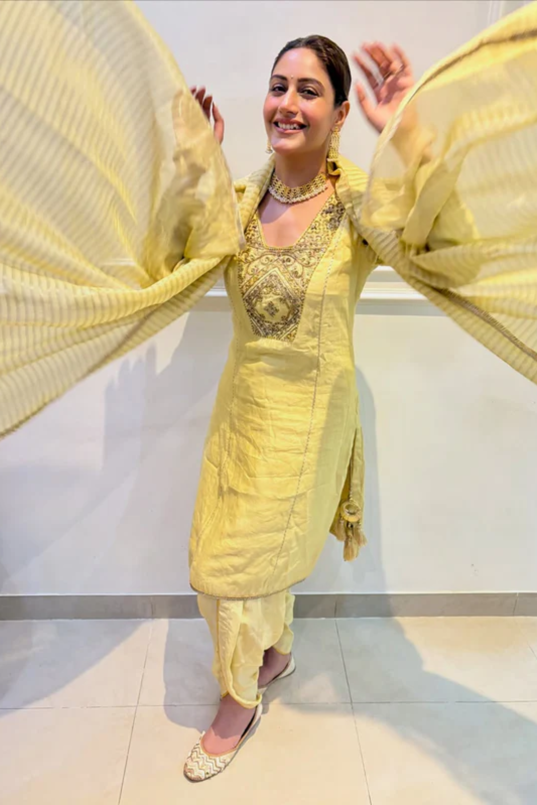 SURBHI CHANDNA IN GULNAR YELLOW KURTA SET