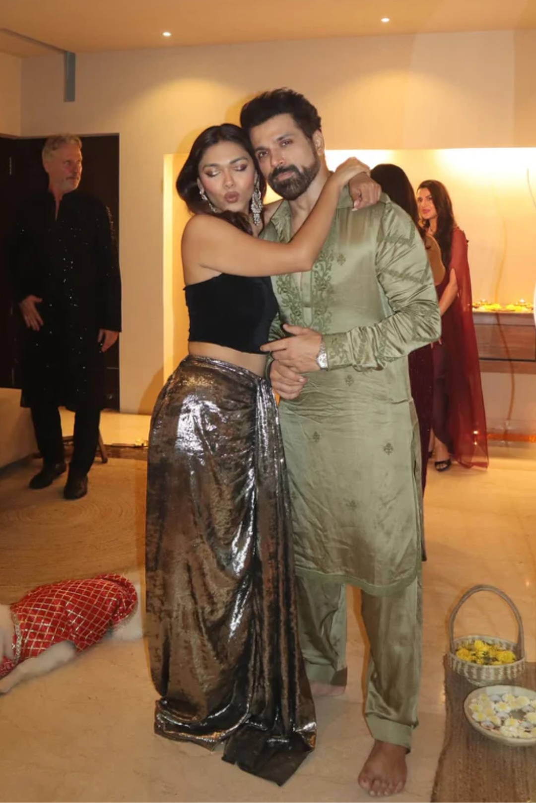 Ritwik In Faris Green Pathani Kurta Set