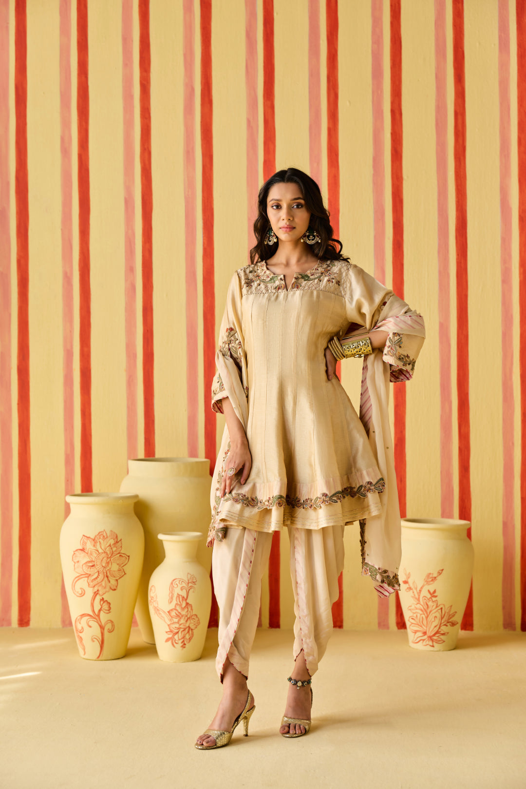 Ekanshi Tussar Kurta Set