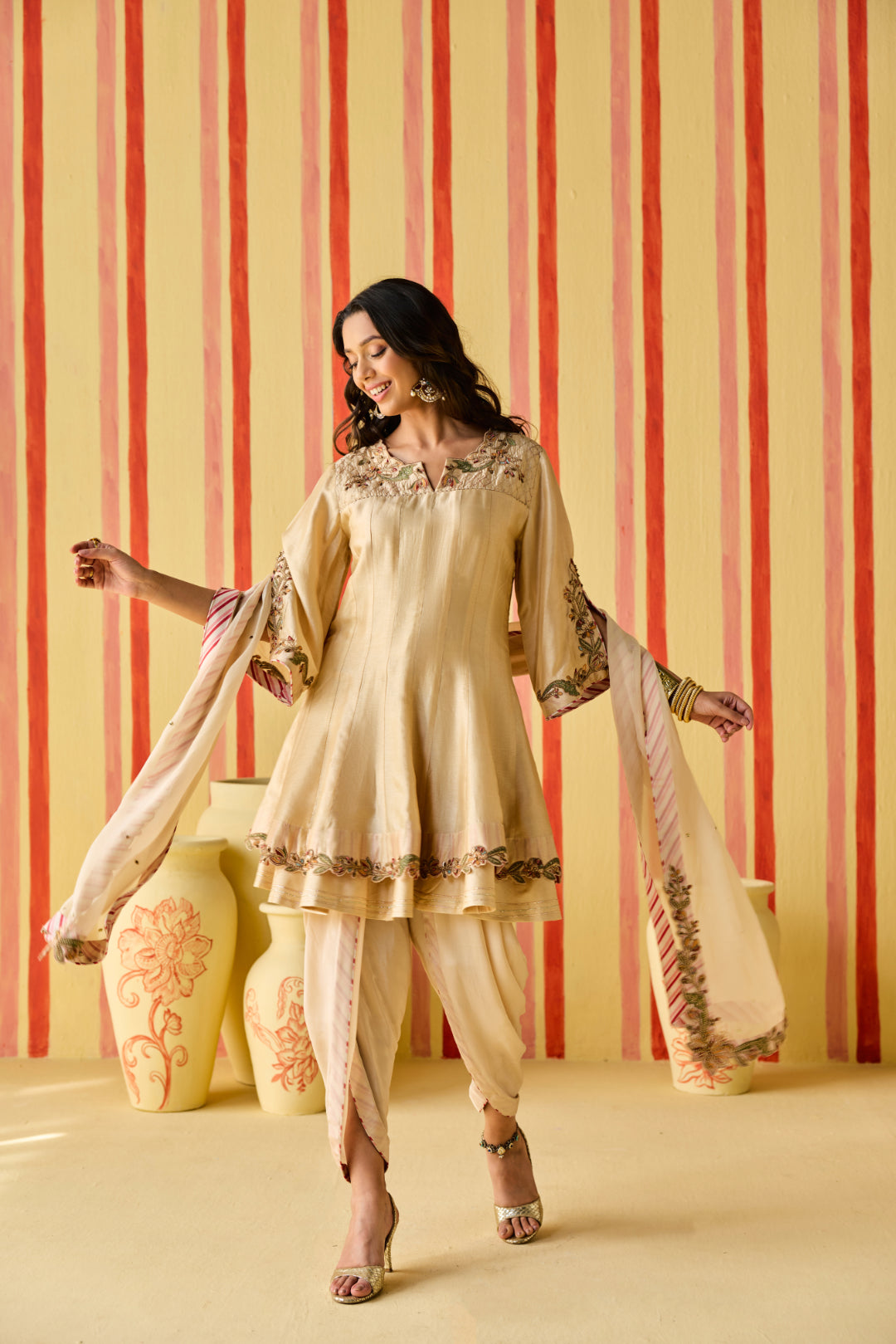 Ekanshi Tussar Kurta Set