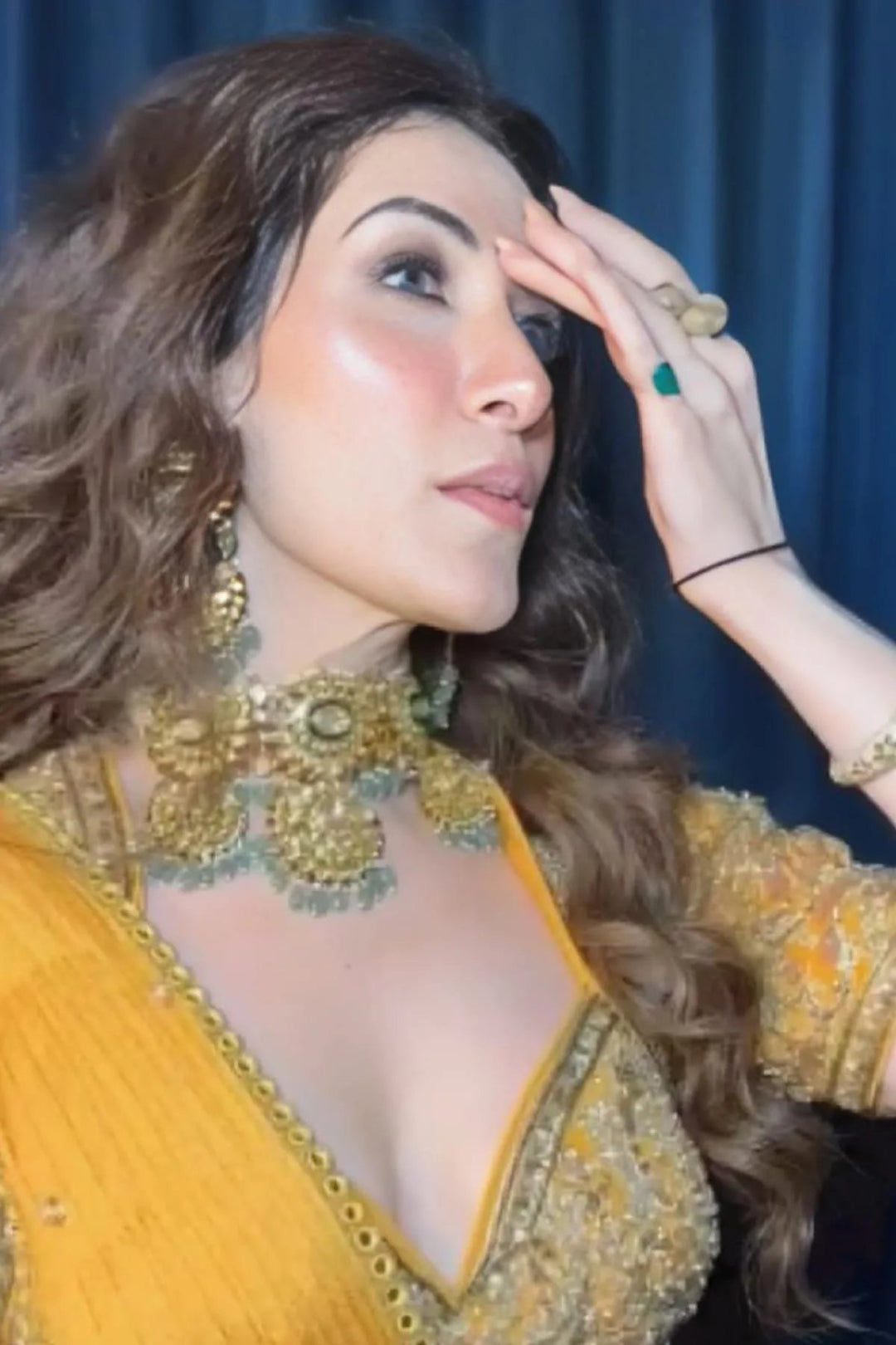 alisha-ohri-in-pihu-mustard-saree-with-khichdi-sequence-work-studio-bagechaa-2 - Studio Bagechaa