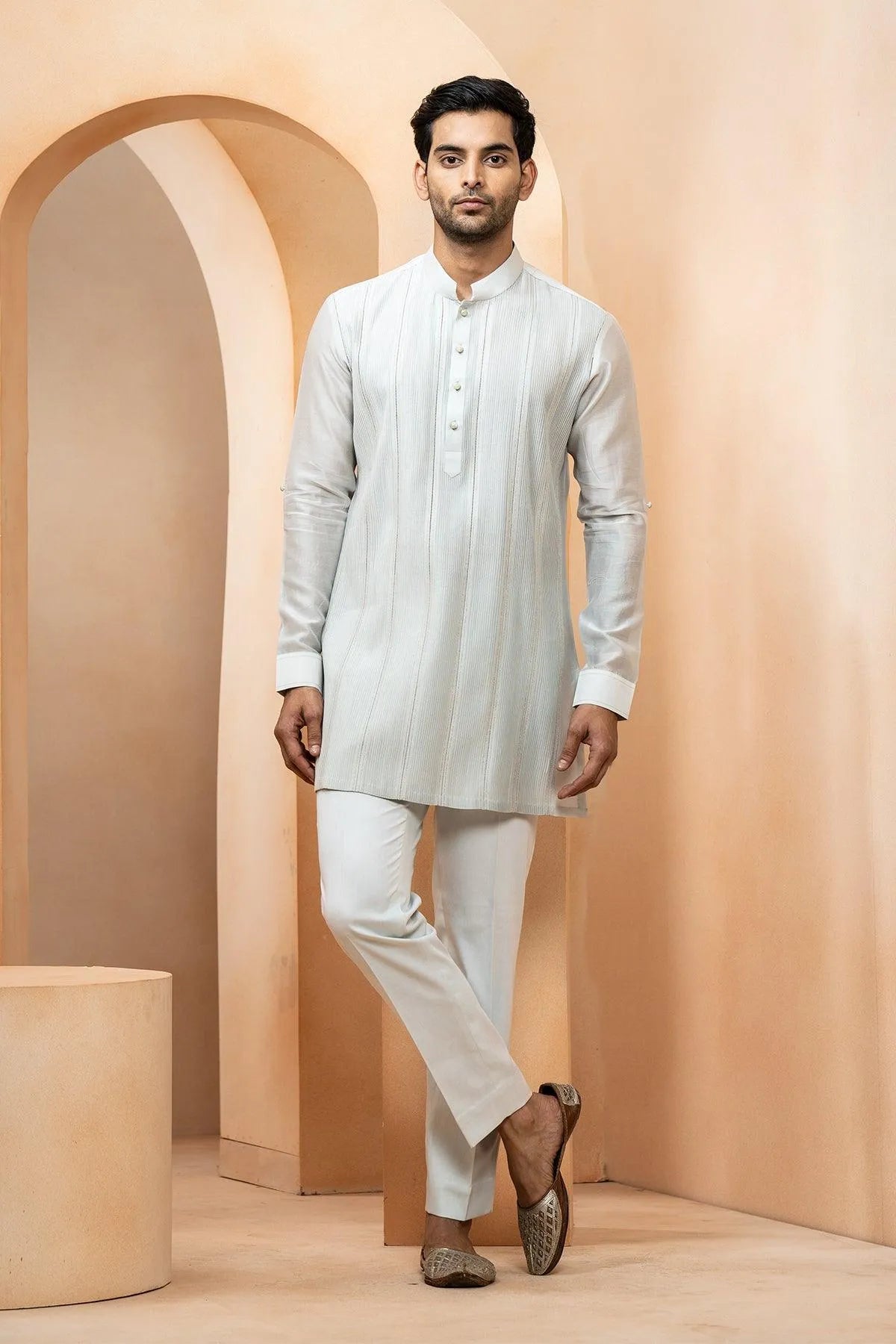 amaal-chanderi-kurta-pant-set-studio-bagechaa-2 - Studio Bagechaa