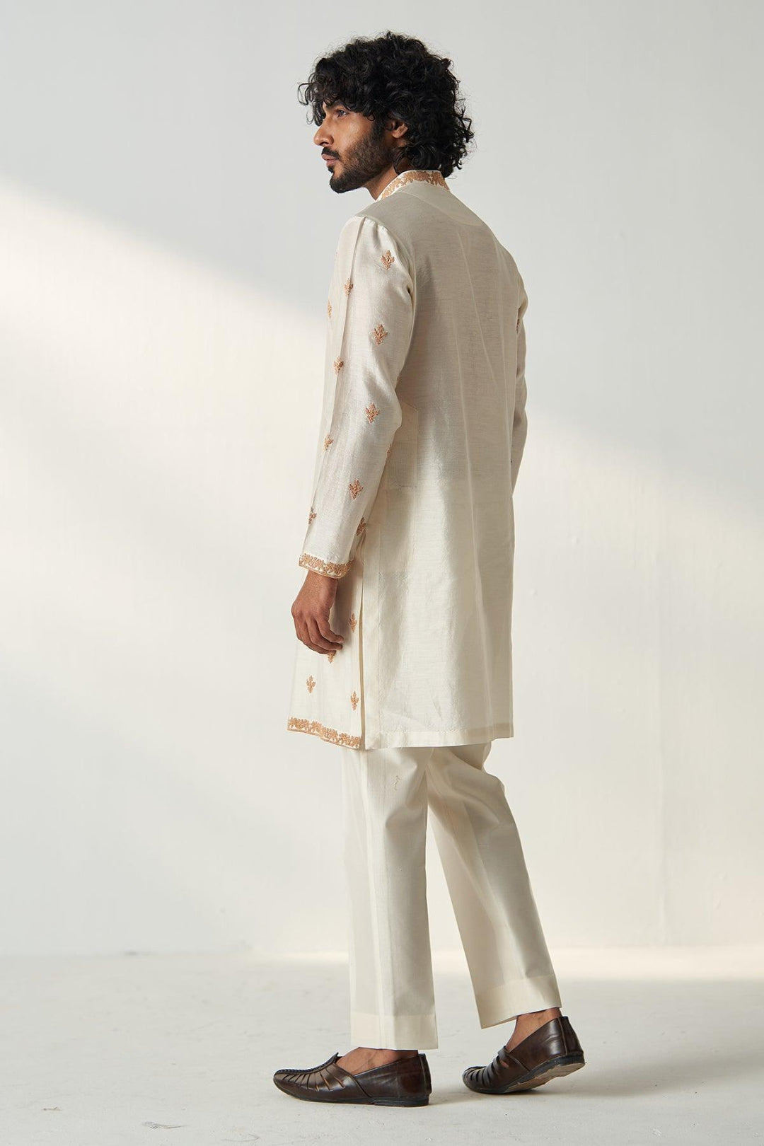 KHUSH KURTA PANT STOLE SET - Studio Bagechaa