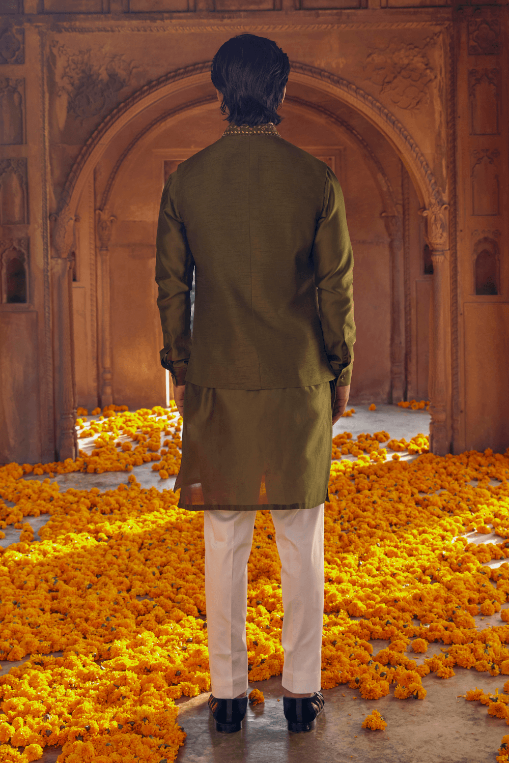 Mohak Mehndi Chanderi Men's Ensemble - Studio Bagechaa