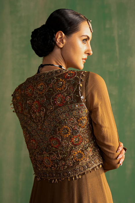 Itika Kamra in BHAVNA BROWN ANARKALI SET