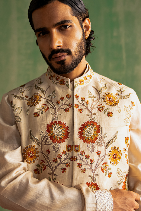 VEDANT IVORY BUNDI SET