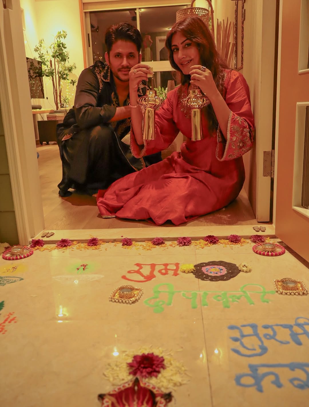 SURBHI CHANDNA IN KAAVYA RUST ANARKALI SET