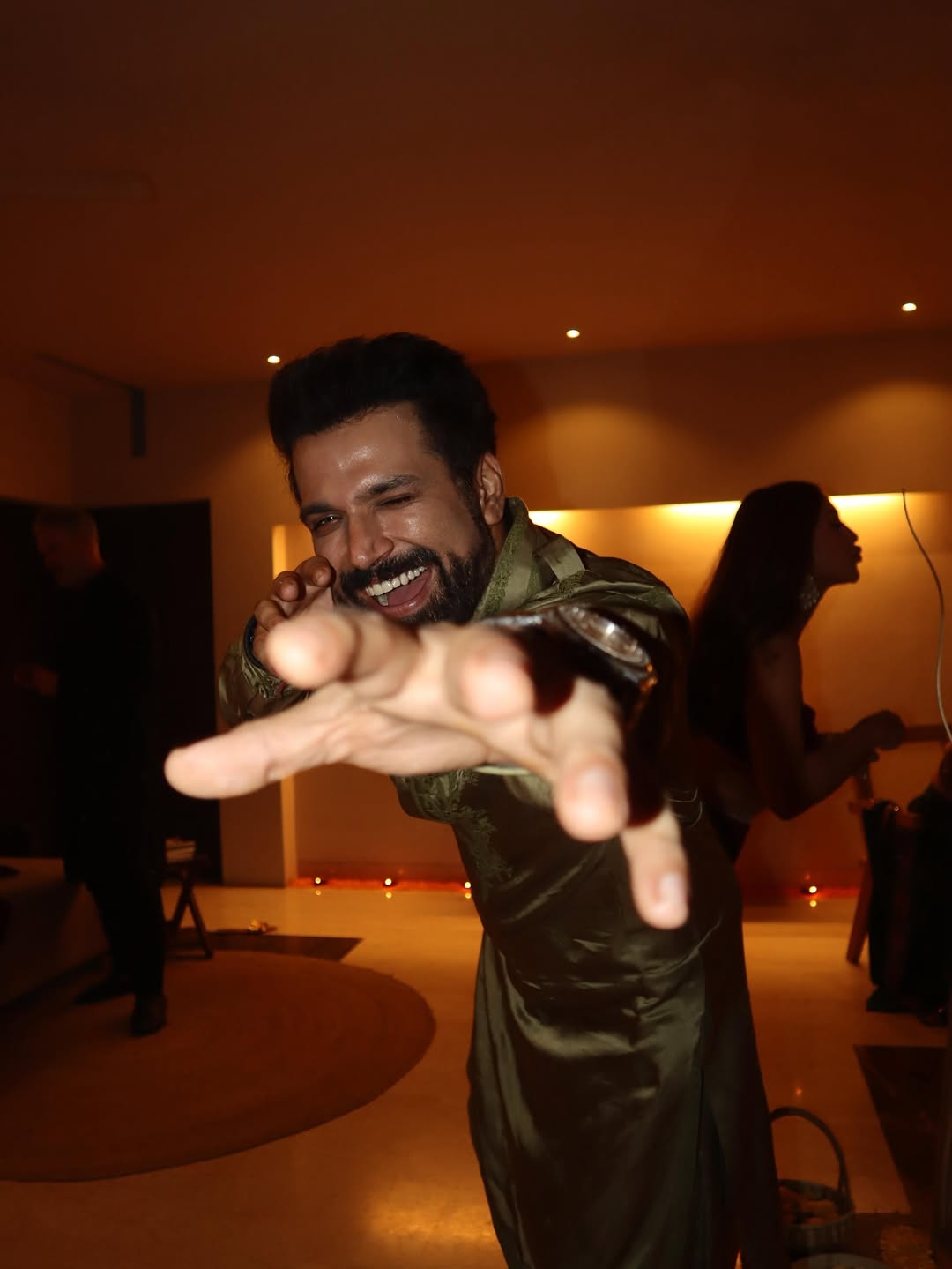 Ritwik In Faris Green Pathani Kurta Set