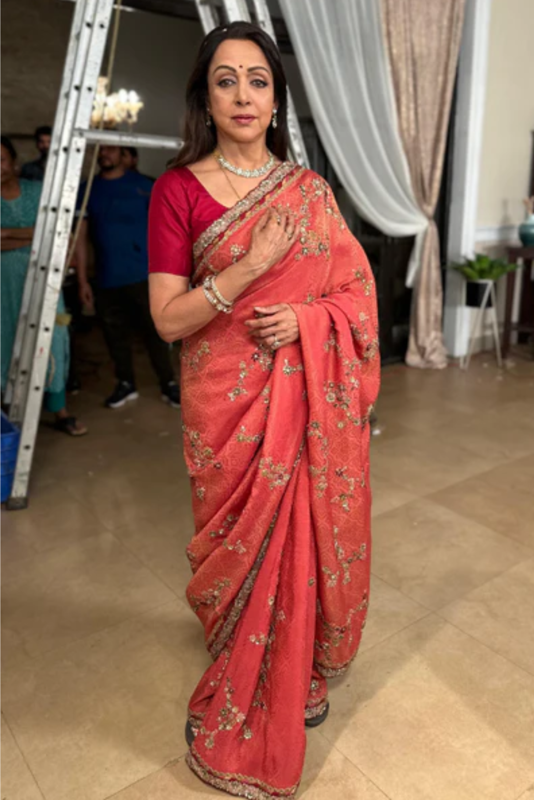 Hema Malini  In Gauri Silk Saree With Gold Details & Bandhani
