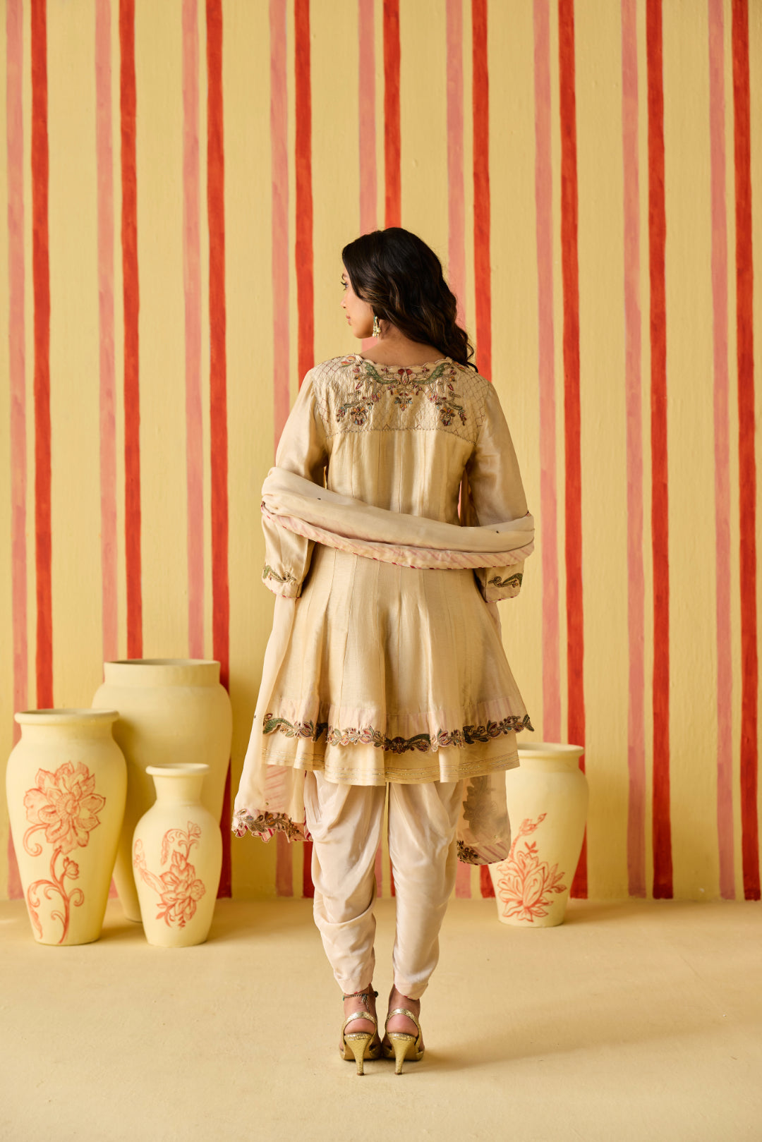 Ekanshi Tussar Kurta Set