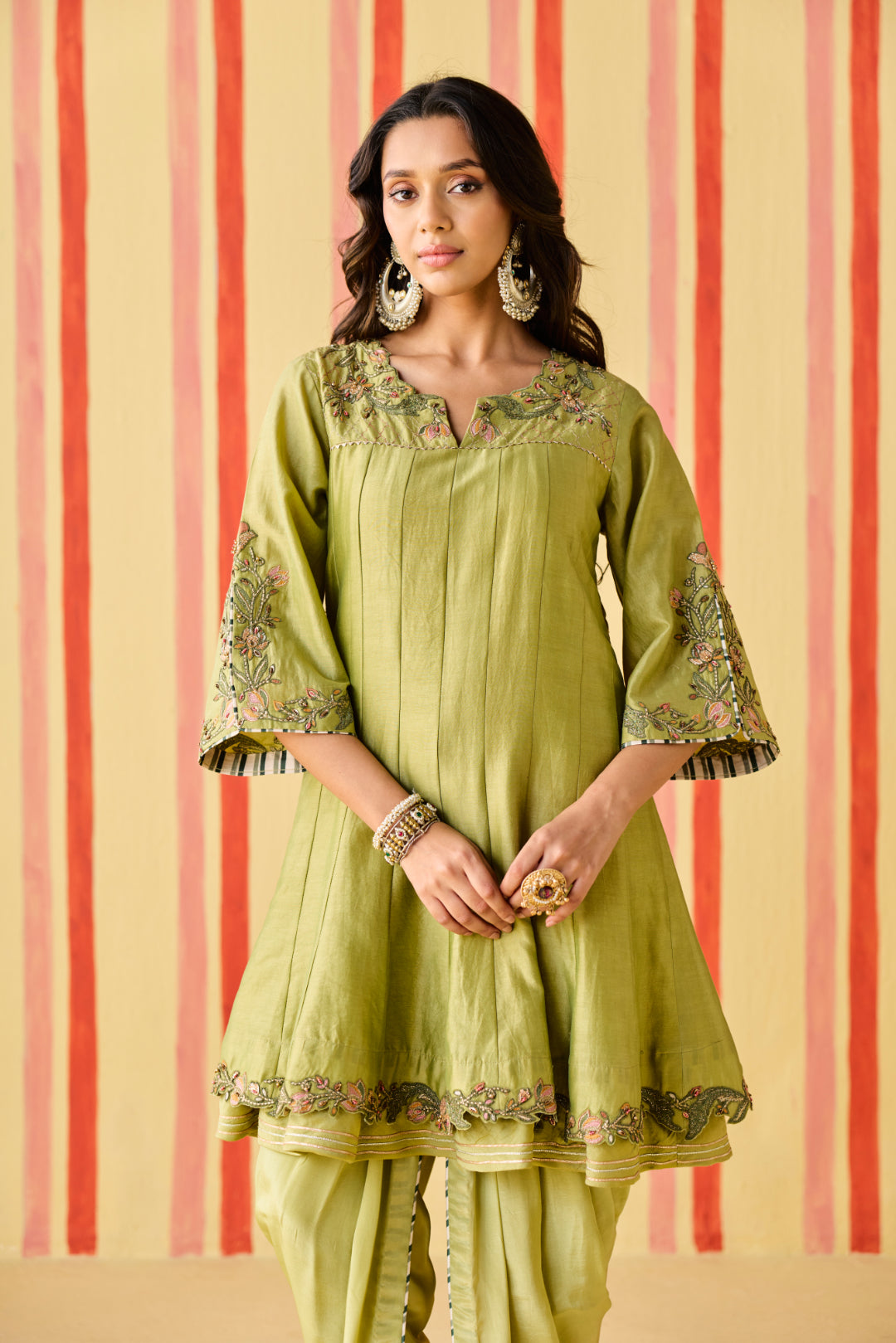 Ekanshi Green Kurta Set
