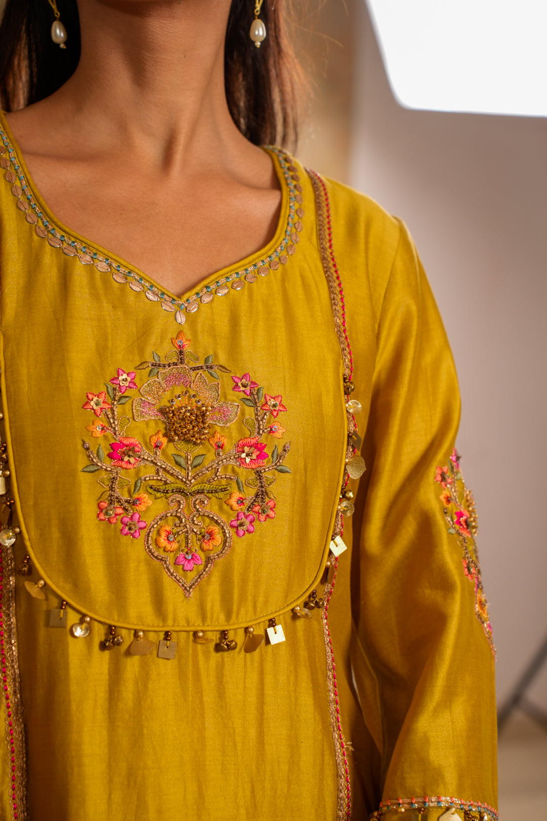 SIA GREENISH YELLOW INDO WESTERN SET