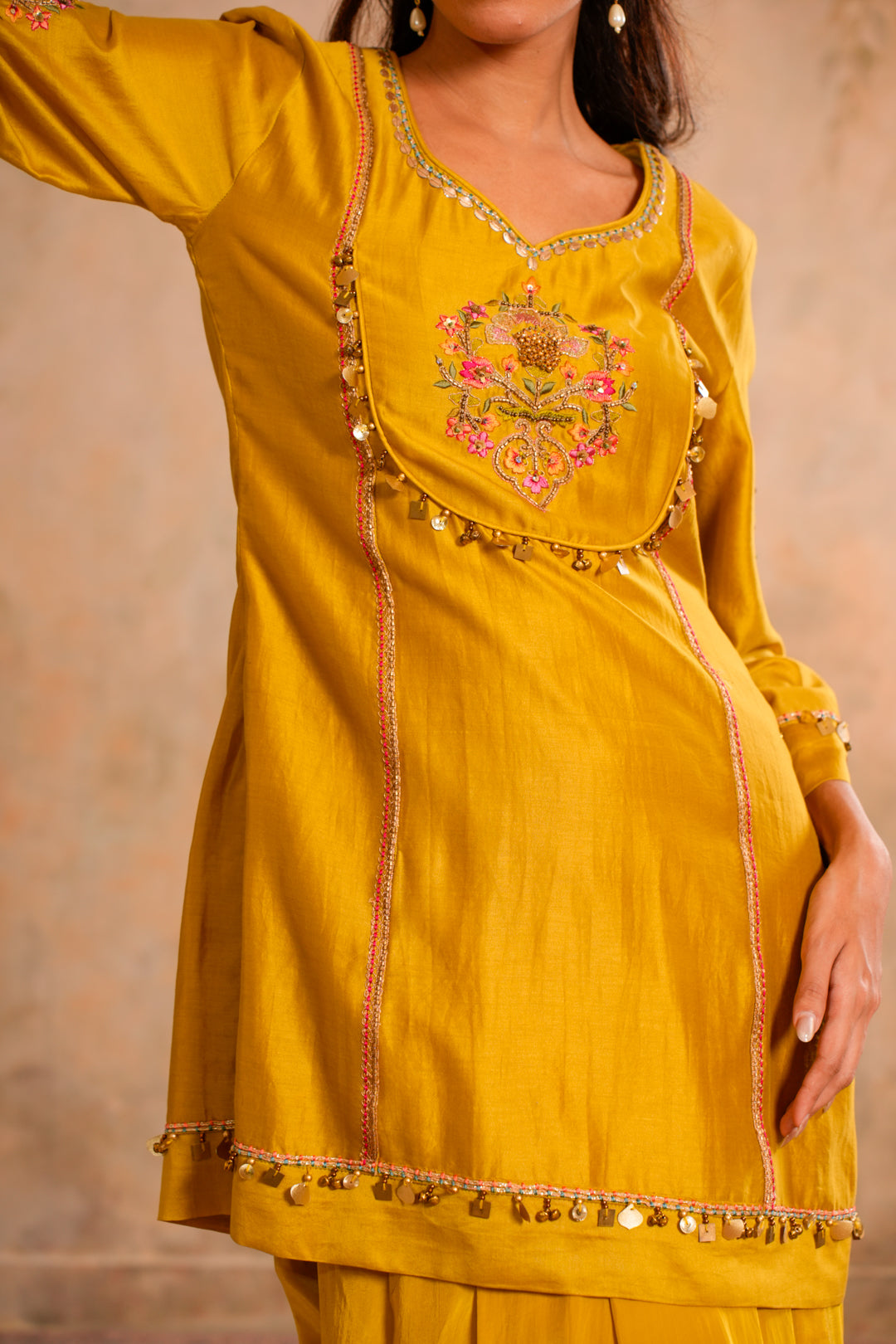 SIA GREENISH YELLOW INDO WESTERN SET