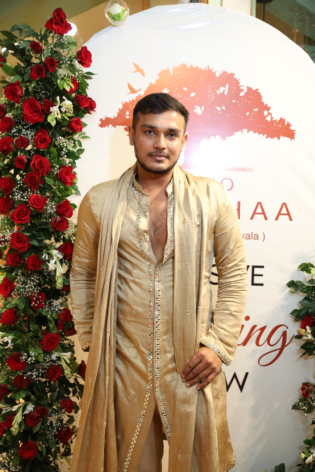 Devan Pandey In Vivaan Kurta Pant Stole Set