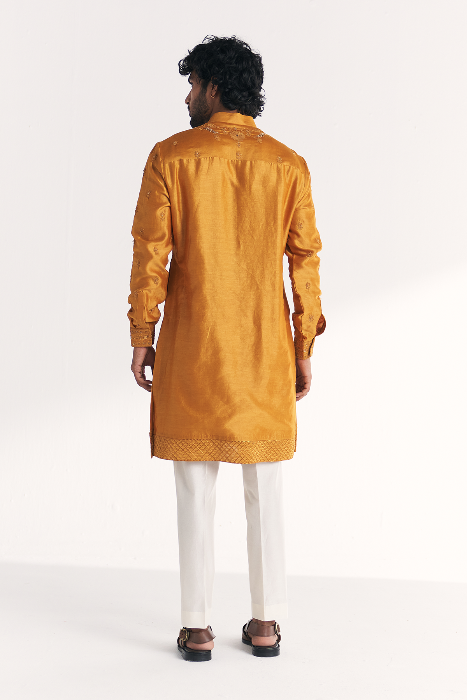 Qamar Mustard Kurta Set