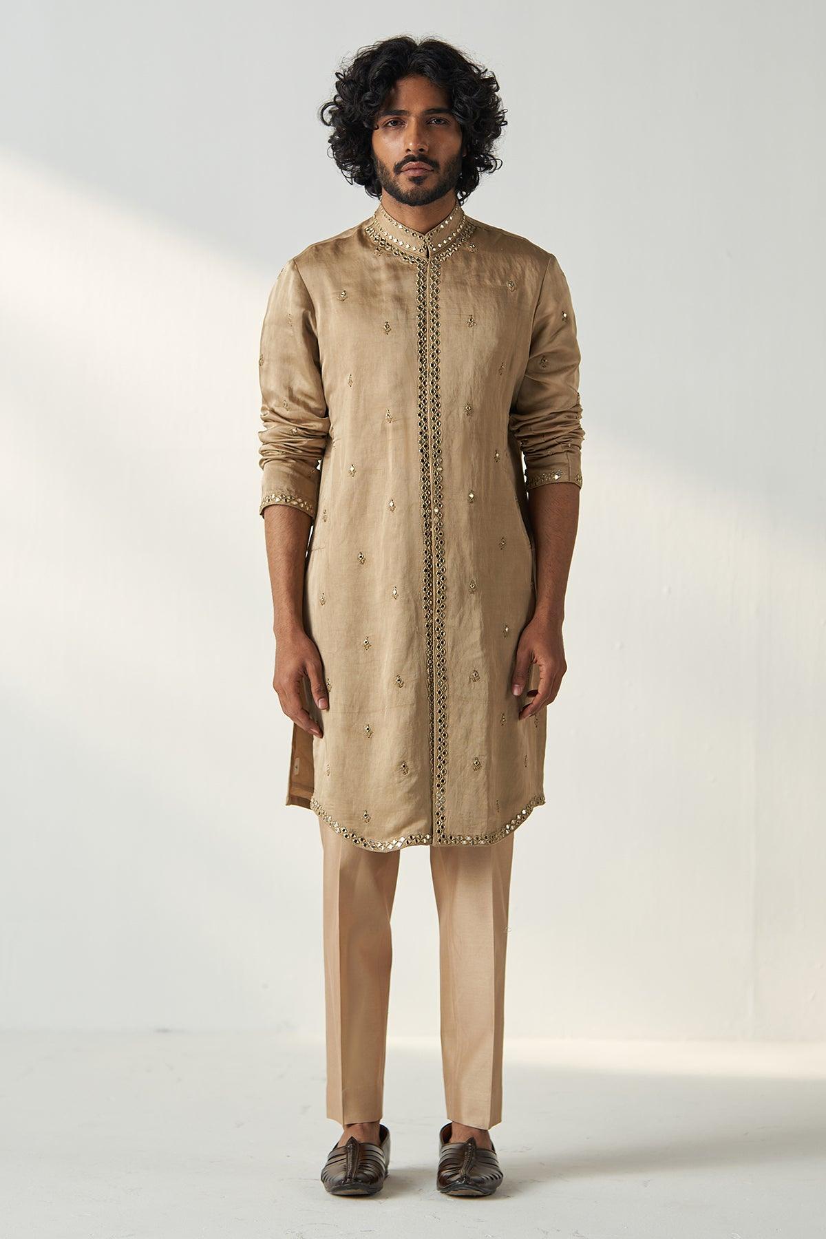 VIVAAN KURTA PANT STOLE SET - Studio Bagechaa