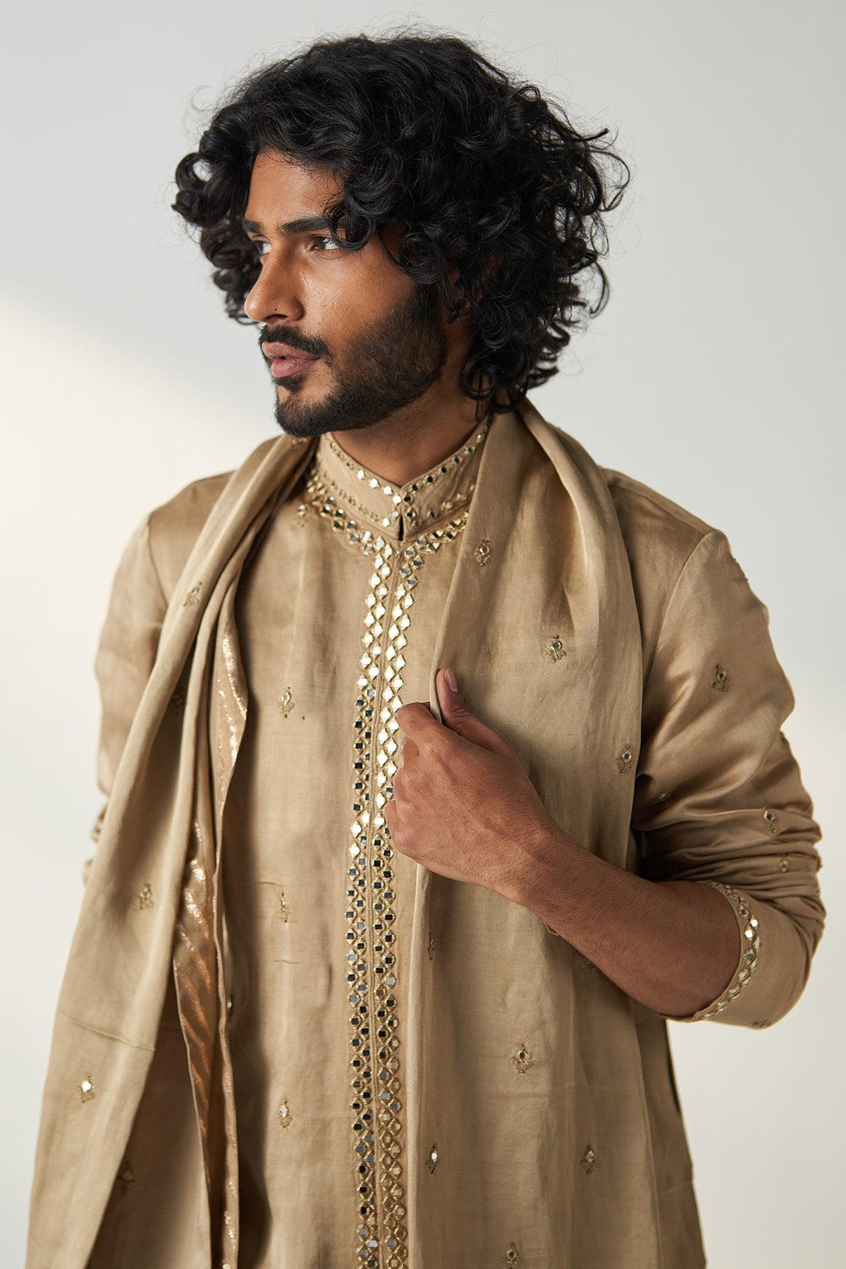 VIVAAN KURTA PANT STOLE SET - Studio Bagechaa