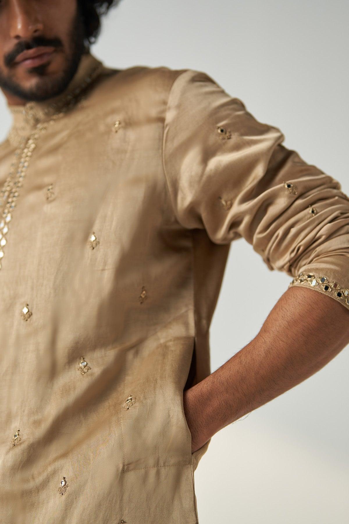 VIVAAN KURTA PANT STOLE SET - Studio Bagechaa